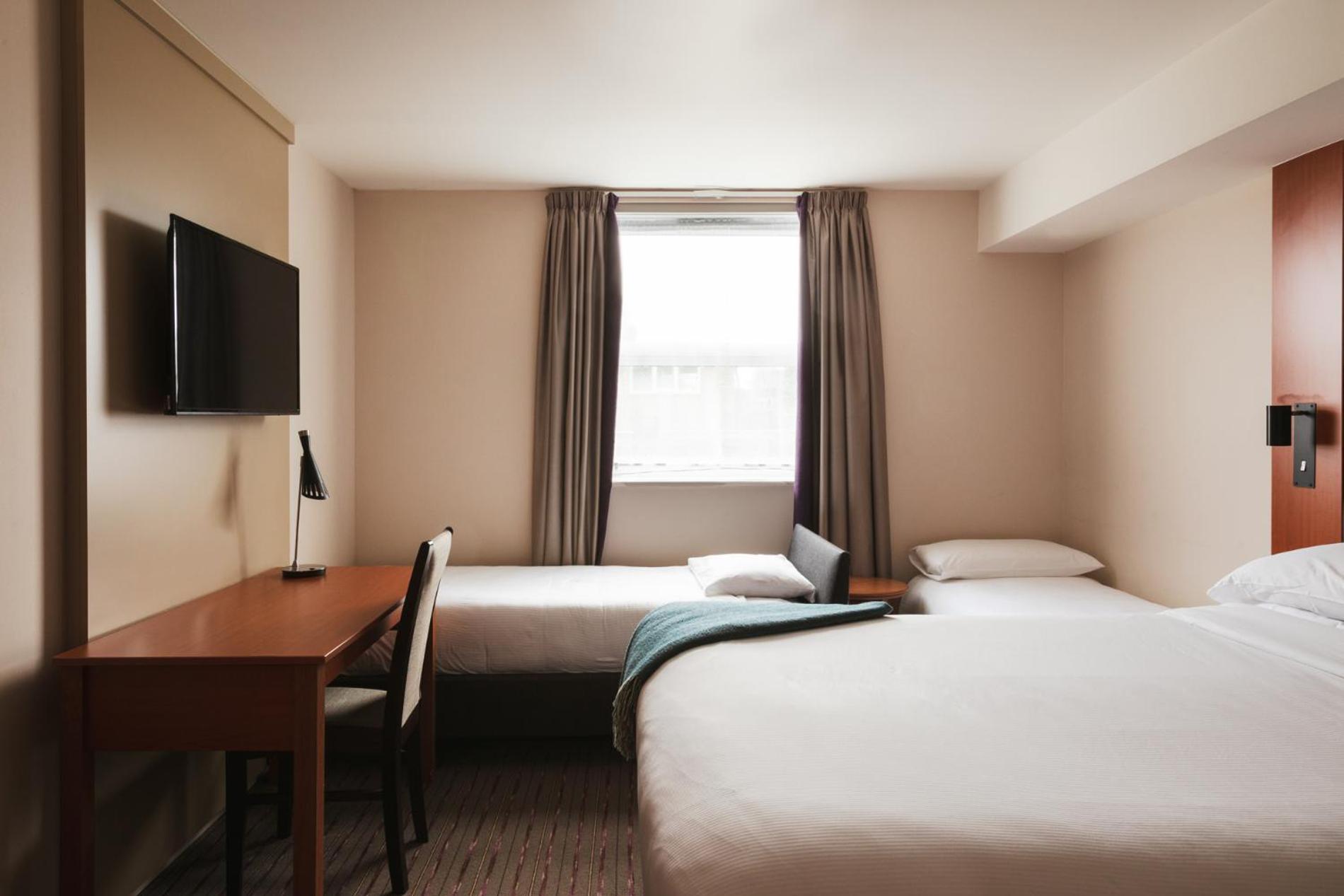 The Highwayman Hotel Chesterfield Buitenkant foto