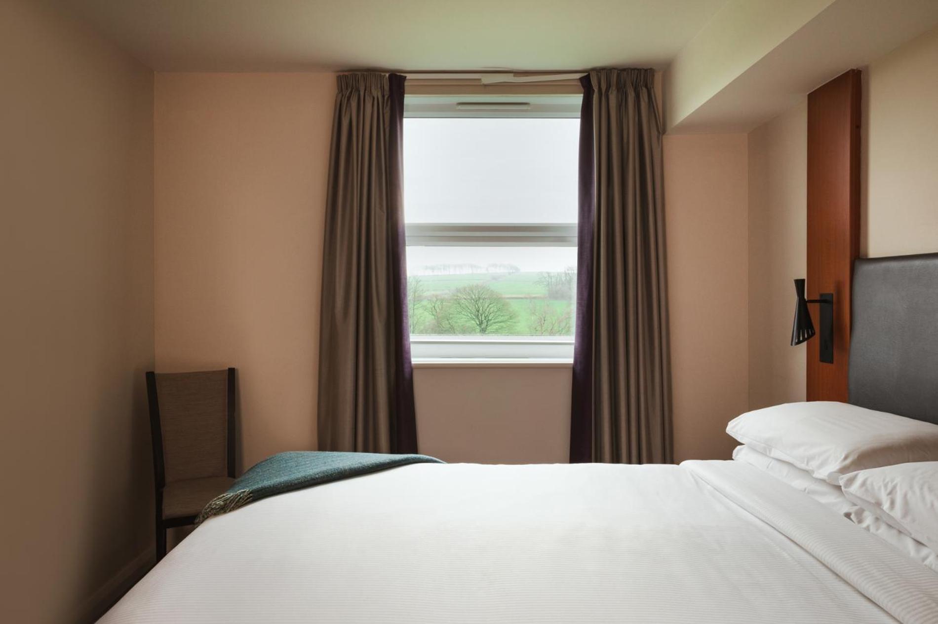 The Highwayman Hotel Chesterfield Buitenkant foto